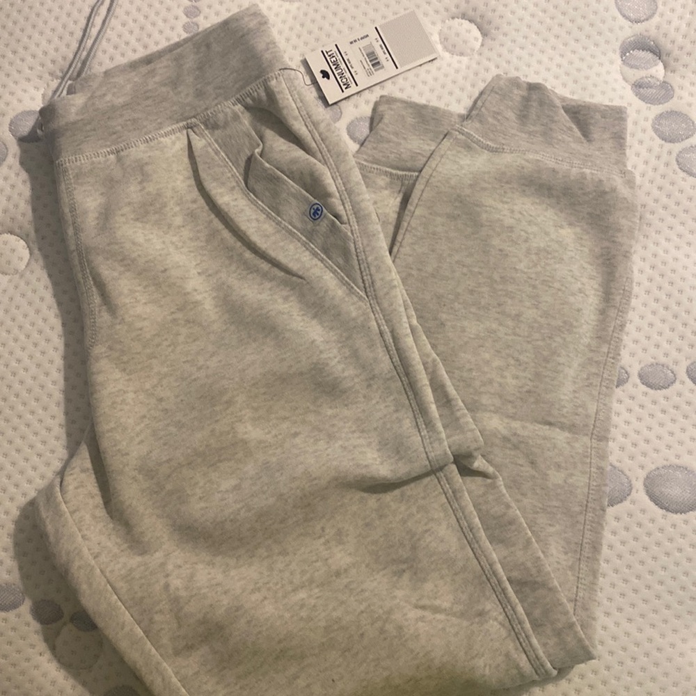 NWT Monument sweatpants/joggers
